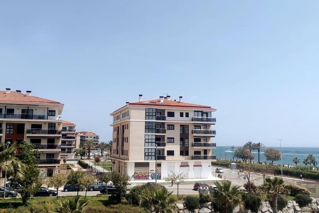 Luxury Apartamenty Pineda de Mar Exterior photo